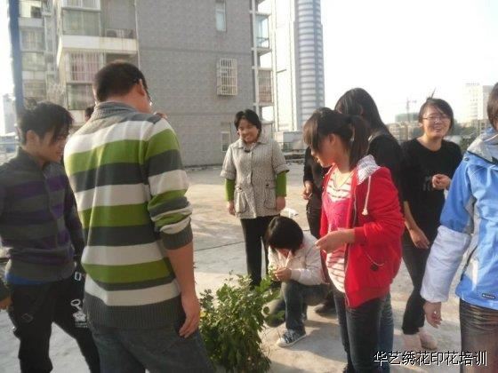 电脑刺绣打带培训